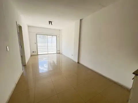 Coronel Ramon L. Falcon 3000. Entre Quirno y Jose Marti