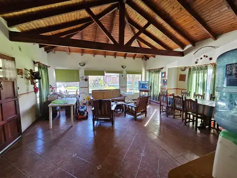Casa en Venta con 1 cochera