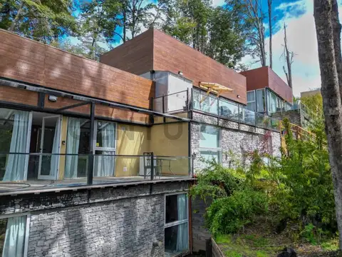 Las Gaviotas 100, Piso 0