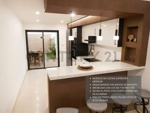 Casa en Venta con 1 cochera