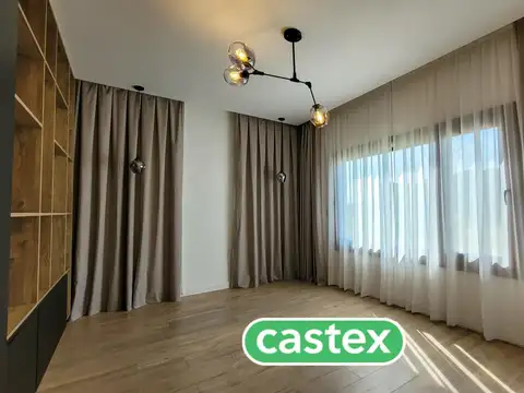 Casa en Venta en Countries y Barrios Cerrados en Ezeiza, USD 980.000