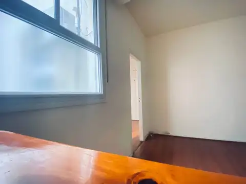 PH de 2 Ambientes en 2do Piso por Escalera - Luminoso - Apto Profesional
