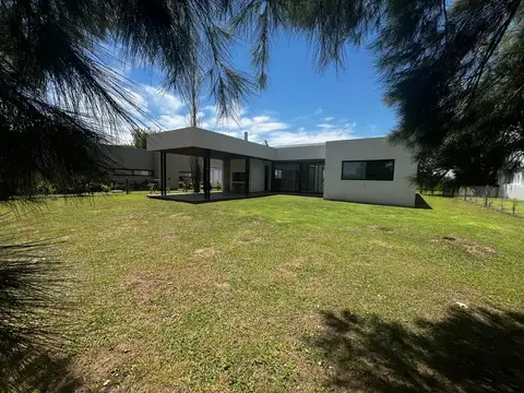 Casa en Venta en Ibarlucea, USD 365.000