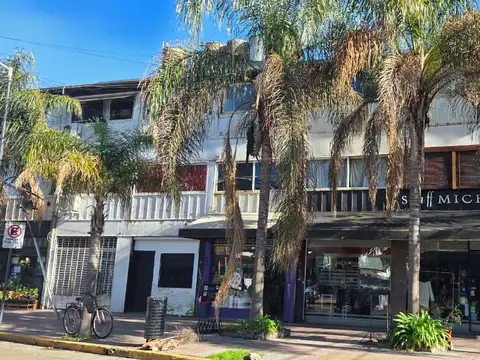 Local en Venta 35 años