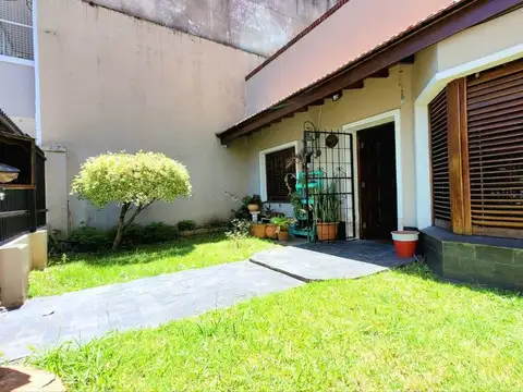 VENTA CASA 5AMB CON JARDÍN Y TERRAZA EN DEVOTO