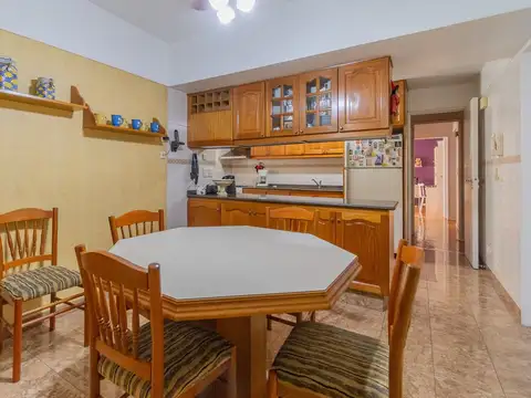 Departamento 5 ambientes con 3 baños