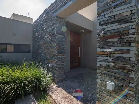 Mauricio Revigliono manzana 15 lote 5 100