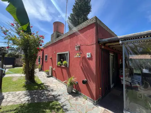 Casa en Venta con 3 cocheras