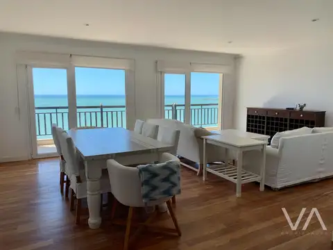 Espectacular departamento de 3 ambientes, vista plena al mar. Playa Chica.