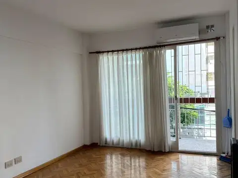 Senillosa 900, Piso 2