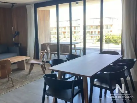 Apartamento de 2 dormitorios en Manantiales con vista al mar.