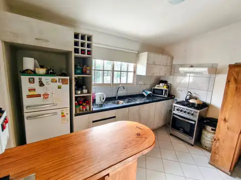 Casa 6 ambientes con 1 baño