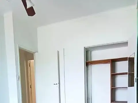 Depto Tipo Casa en Venta 50 años