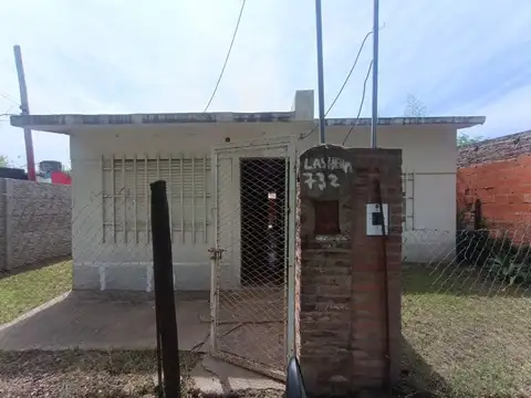 ROLDÁN - B° BREAUDIX - 2 DORMITORIOS + EXTRA