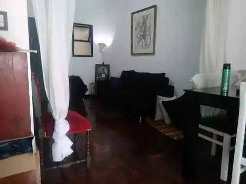 Montevideo 100, Piso 2