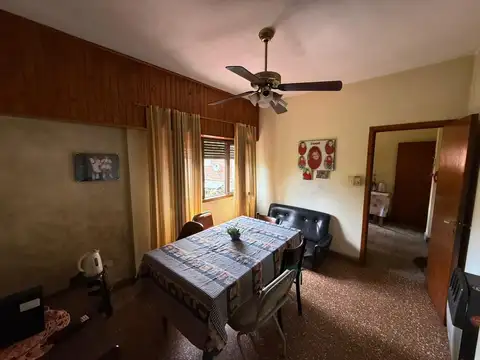 Gabino Ezeiza Nº 8300