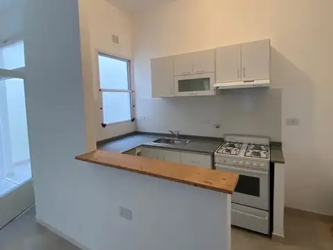 Fortin Melincue 3200, Piso PB