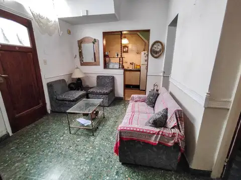 Venta PH con terraza propia por escritura 