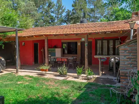 Casa en Venta con 1 cochera