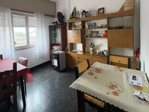 Venta depto. 3 Amb. con Lav. y balcón–Villa Lynch