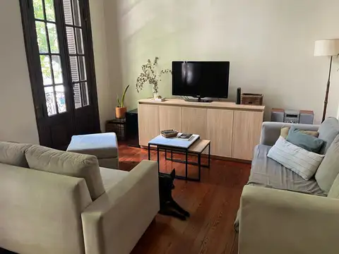 VENTA MUY LINDO PH 6 AMBIENTES BALCON AL FTE. 1ER PISO SIN EXPENSAS  APTO CREDITO BANCARIO enta en Congreso