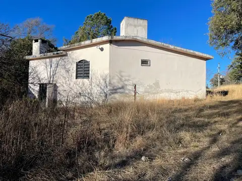 Casa 3 ambientes con 2 baños