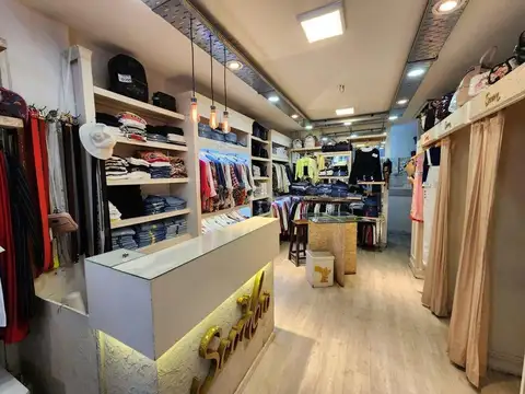 Local en Venta 40 años