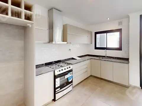 Depto Tipo Casa en Venta con 1 cocheras