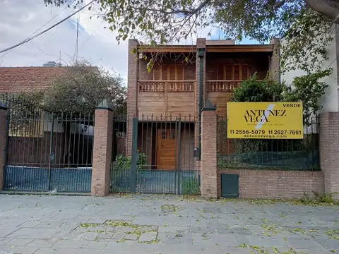 Casa en  venta Lomas de Zamora