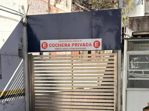 Cochera cubierta  en venta ubicado en Centro