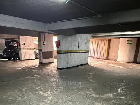 Cochera cubierta  en venta ubicado en Centro