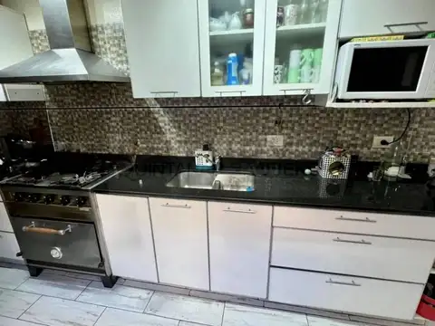 Venta de Casa 3 Ambientes con Patio, Quincho y Terraza – Parque Chacabuco