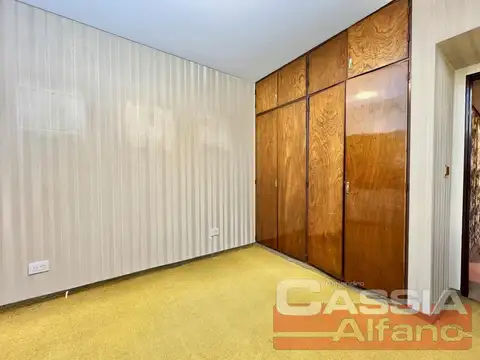 Departamento 4 ambientes con 3 baños
