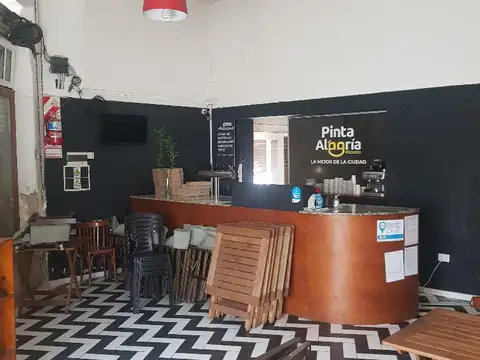 Local en Alquiler en Alberdi, $ 1.400.000