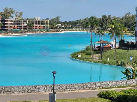 Barrio Cerrado Lagoon 100