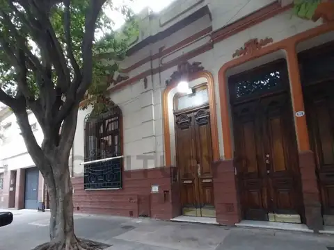 Senillosa 600, Piso 0