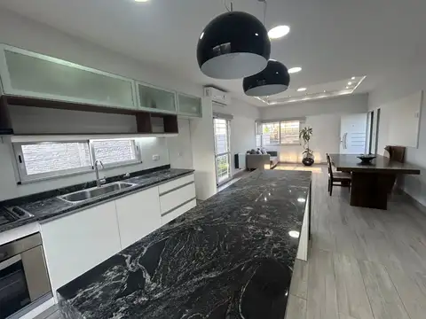 Casa en Venta al Este