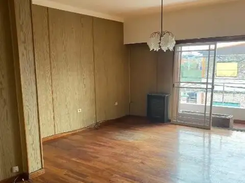 Nuestra Señora De La Merced e/ Bolivia y Perú