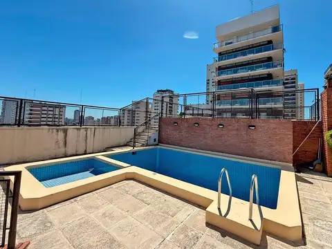 Semipiso en torre 3 dormitorios 2 baños Toilette 2 cocheras fijas Vigilancia 24hs. Belgrano