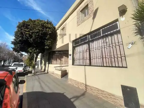 Almafuerte 4100, Piso 0