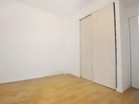 Sobre Avda. Pueyrredón TOTALMENTE RECICLADO