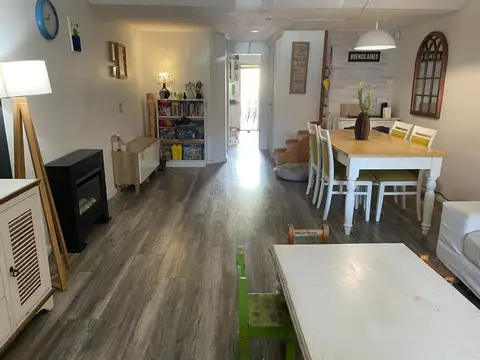 Casa en Venta con 1 cochera