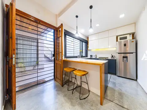 Casa en Venta con 1 cochera