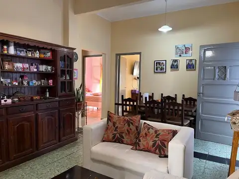 Depto Tipo Casa en Venta de 4 ambientes