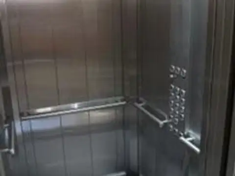 San Pedrito 300, Piso 1º