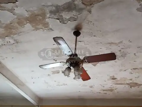 Casa en Venta con 10 cocheras