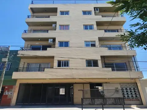 DEPARTAMENTO 2 AMB C/COCHERA MARTIN CORONADO