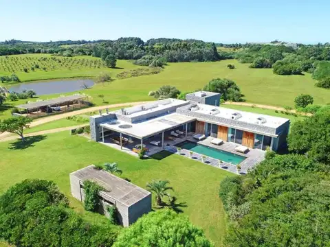 Casa en Venta en Chacras De Medellin Sur Lac, USD 2.600.000