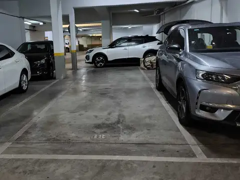 Cochera en Venta Cubierta