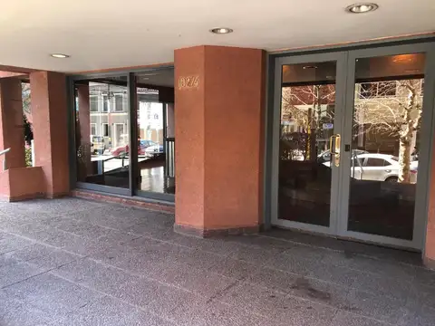 Avellaneda 100, Piso 7